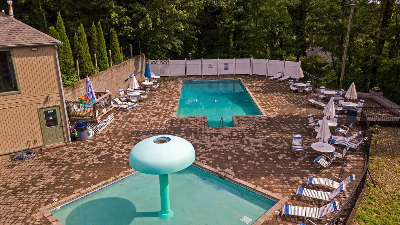 Majestic View Lodge, Amazing Views, Hot Tub, 1089 Free Tickets Each Paid Day, Dollywood And More 개틀린버그 외부 사진